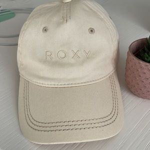 Roxy baseball hat